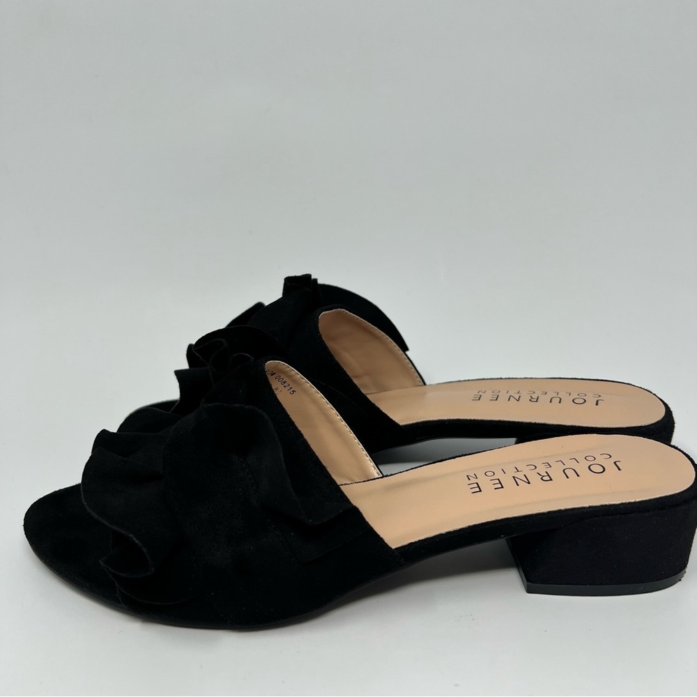 Journee Collection Sabica Ruffle Sandal - Picture 4 of 8